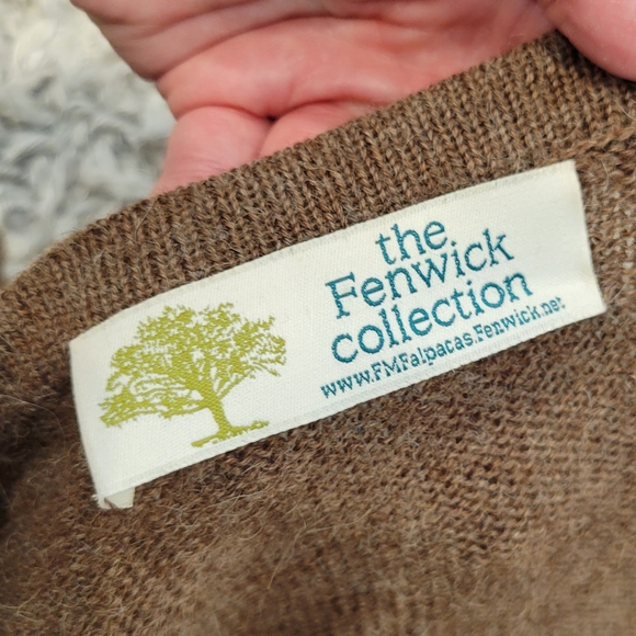 Alpaca Cardigan (Real Alpaca Fiber) - Picture 4 of 7